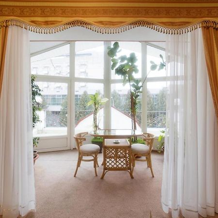 Hotel Premyer Трускавец Екстериор снимка