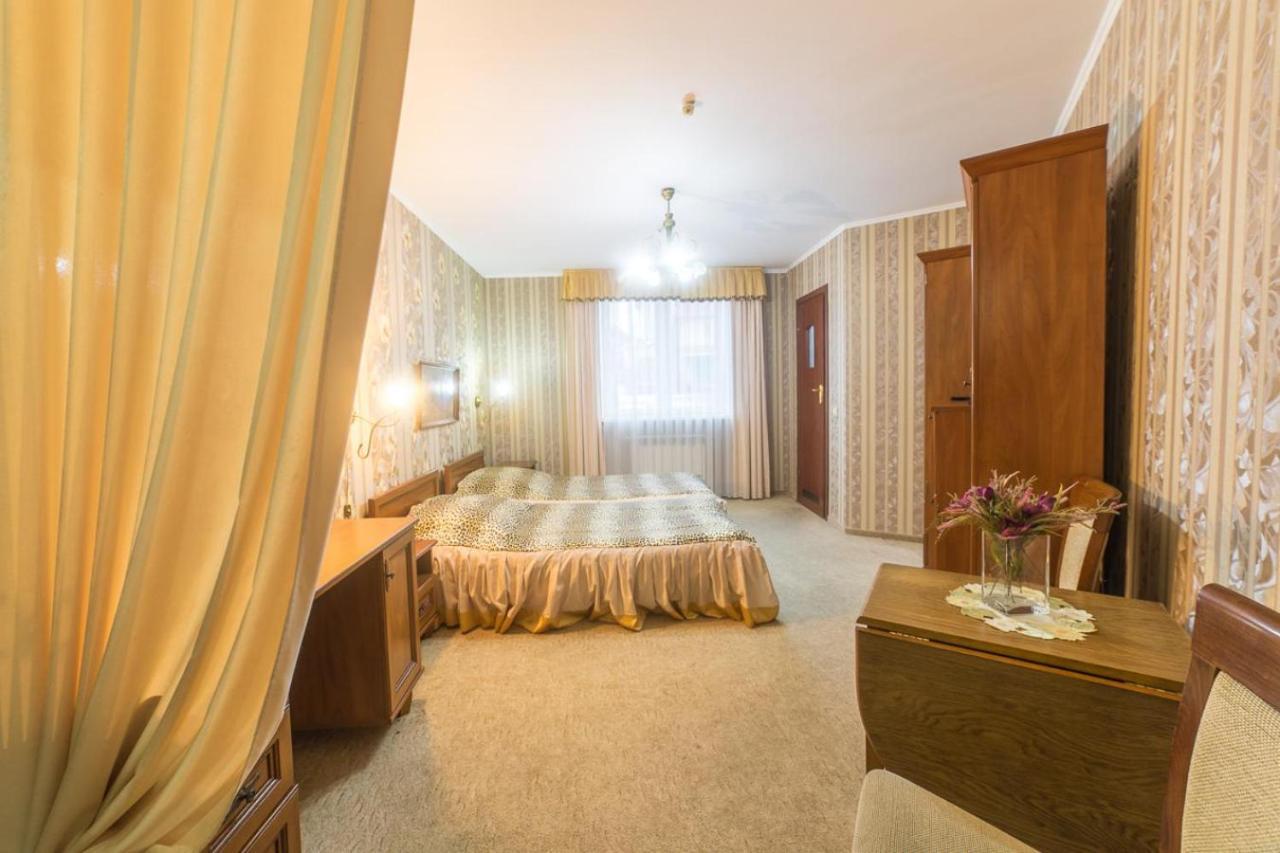 Hotel Premyer Трускавец Екстериор снимка