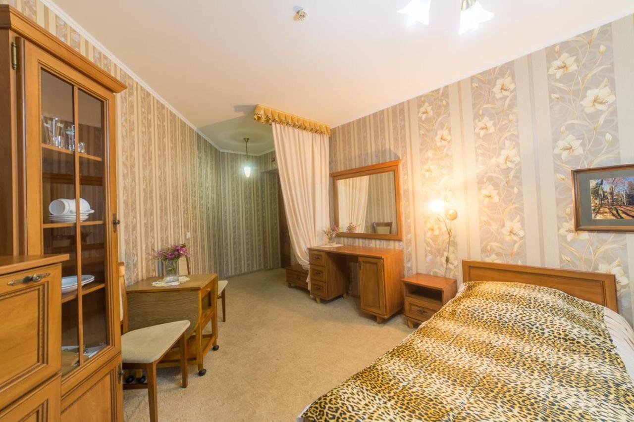 Hotel Premyer Трускавец Екстериор снимка