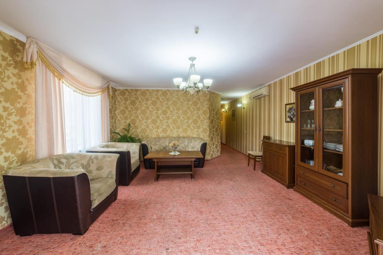 Hotel Premyer Трускавец Екстериор снимка